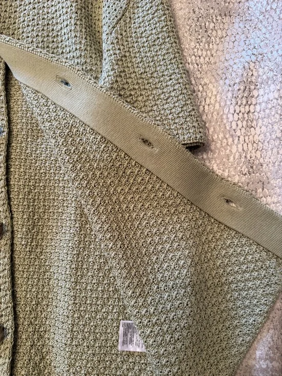 Banana Republic Green Sweet Grass Crochet Cotton Knit Shirt in medium - Picture 5 of 7